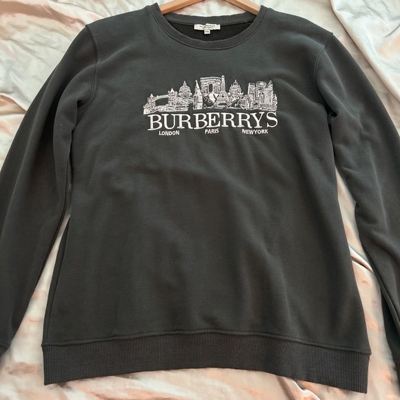 SALE!! Burberrys Sweatshirt NWOT - Picture 2 of 12